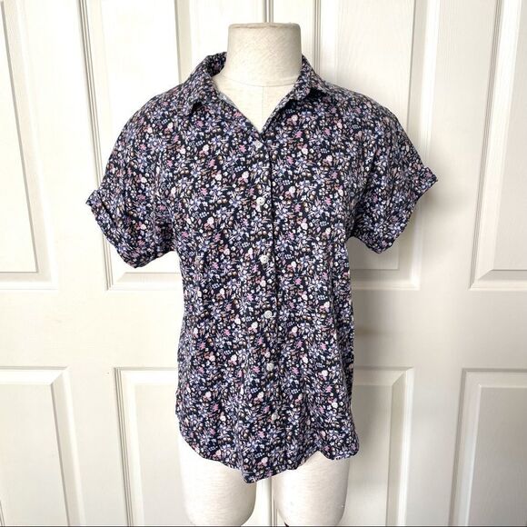 Universal Thread short sleeve button down navy floral shirt - Picture 7 of 12